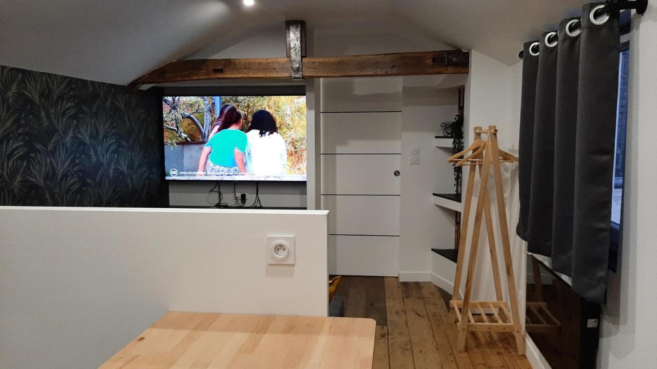 Studio Chaleureux En Hyper Centre Шарлевиль-Мезьер Экстерьер фото